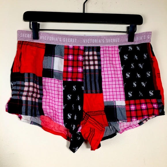 Victoria’s Secret Shorts sz Medium - Picture 1 of 11